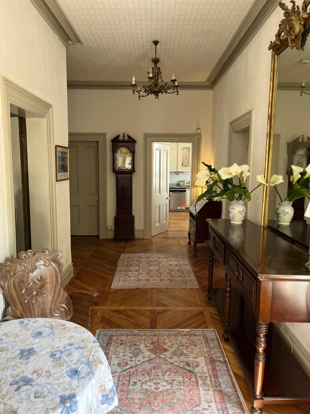 コーヴ Lynwood House Bed & Breakfast エクステリア 写真